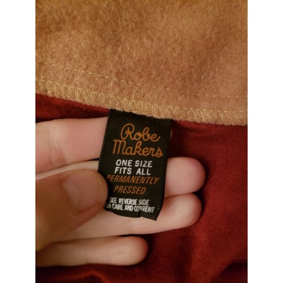 80s Red and Tan Robe - Picture 4 of 5